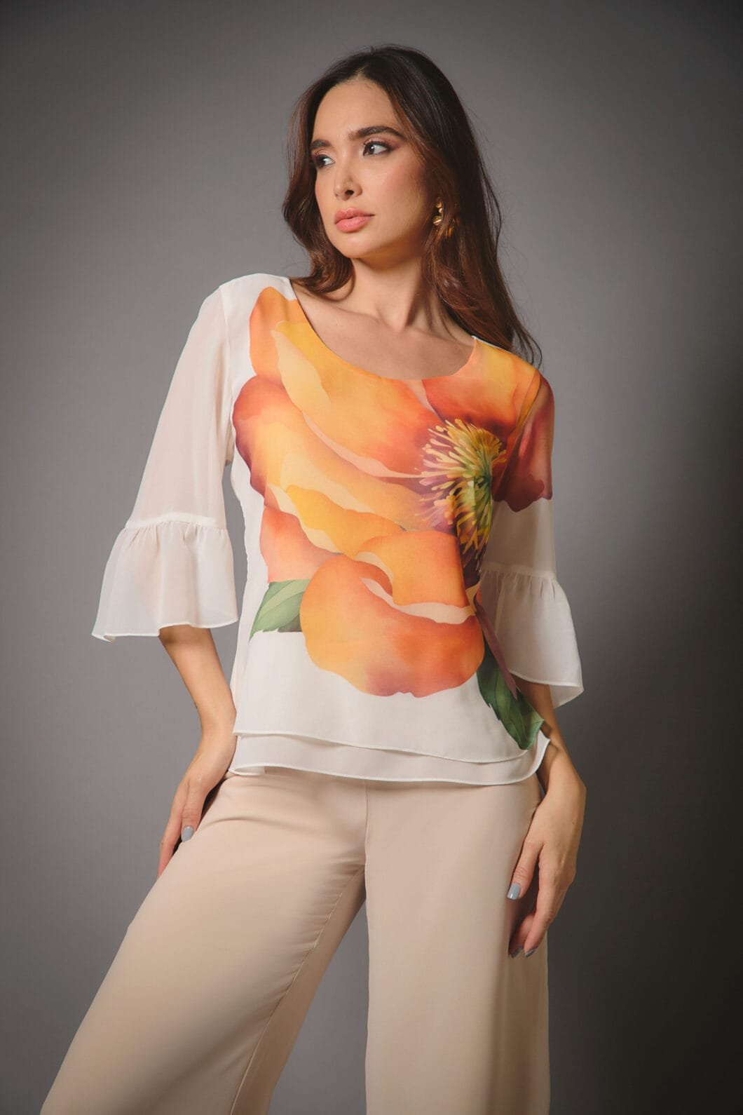 BLUSA SUBLIMADA EN DELANTERO Y MANGA BOLERO - Imagen 2