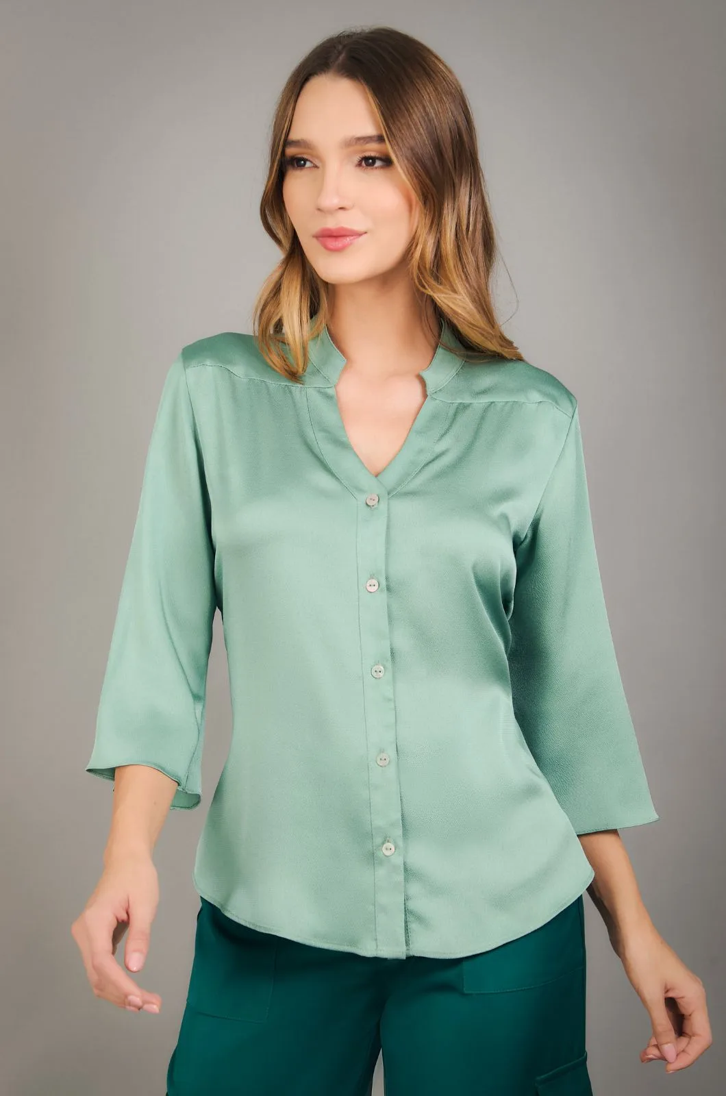 BLUSA MG 3/4 CUELLO NERU