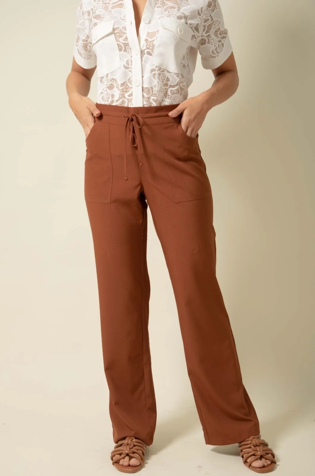 Alternative view of PANTALON BOLSILLOS PARCHE